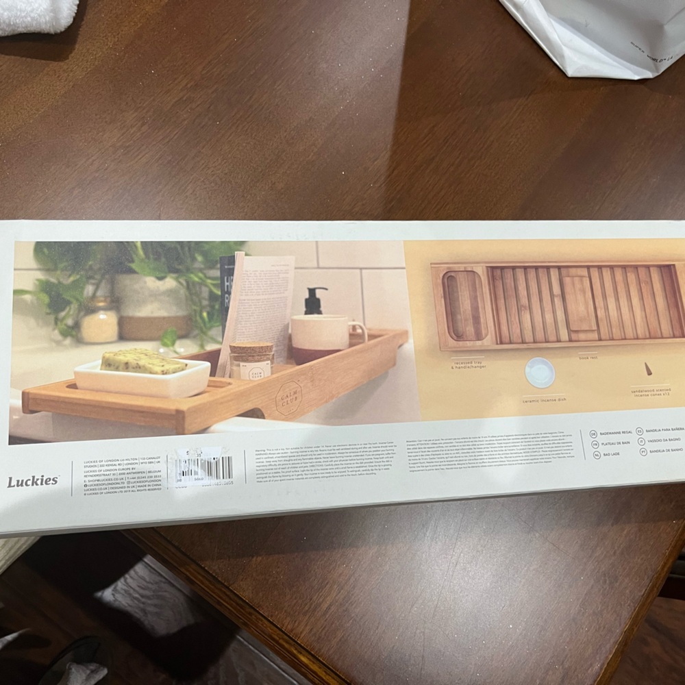 Bath tub caddy tray